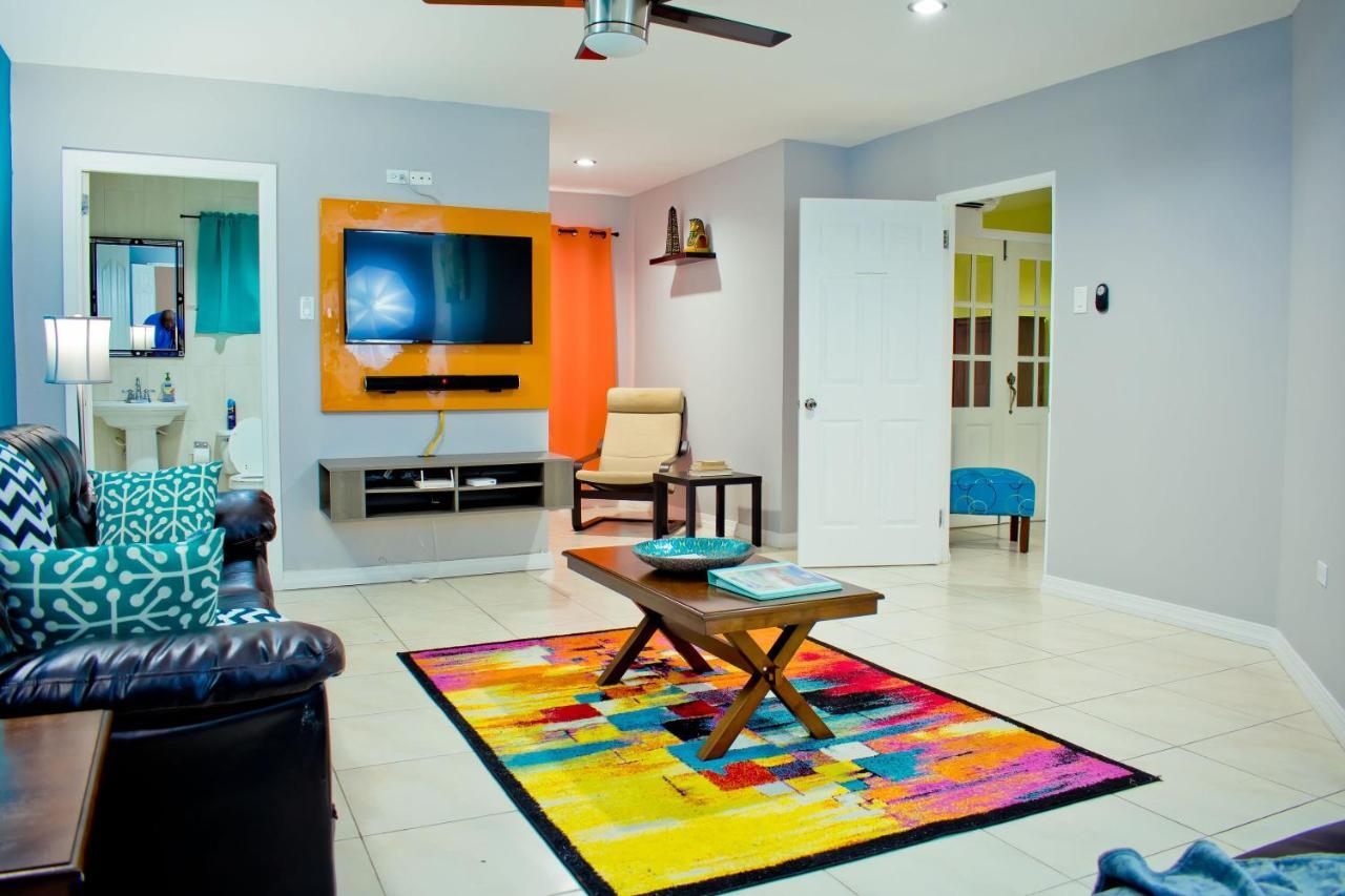 Donhead New Kingston Apt 5 Exterior foto